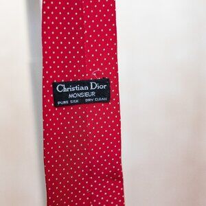 Red Dior Tie